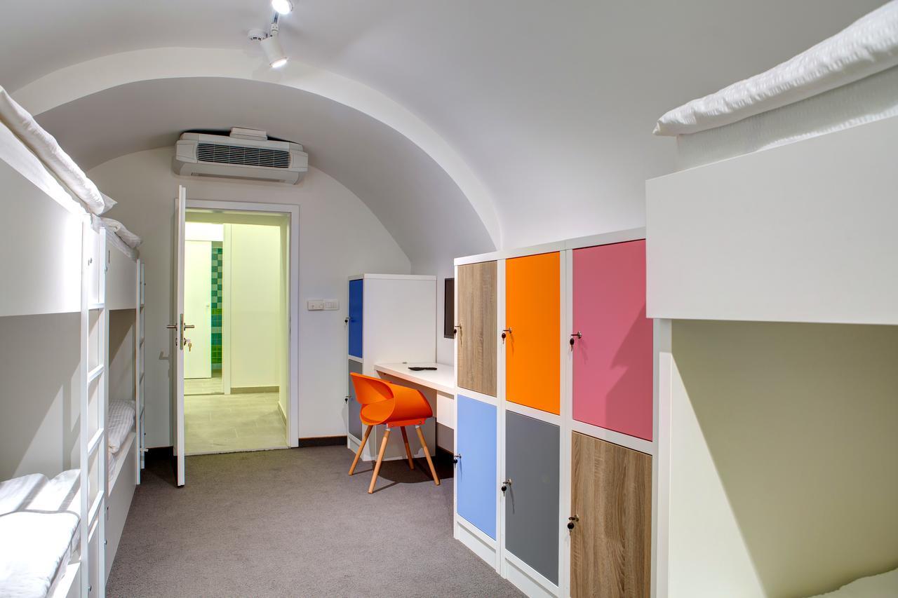 Starmo Hostel Mostar Luaran gambar
